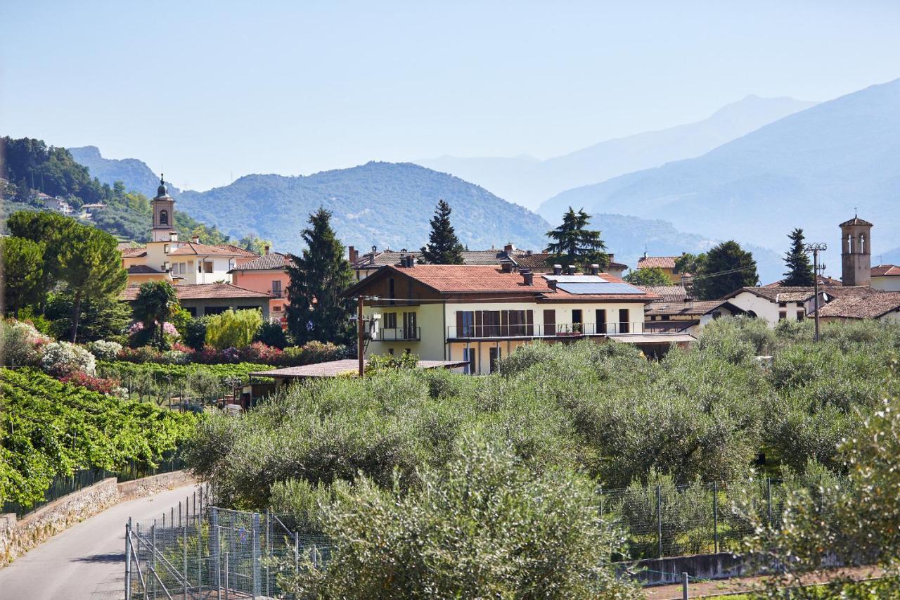 Agriturismo De Bas Riva del Garda Habitación foto